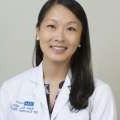 凯蒂·Y. 胡，内科医学博士