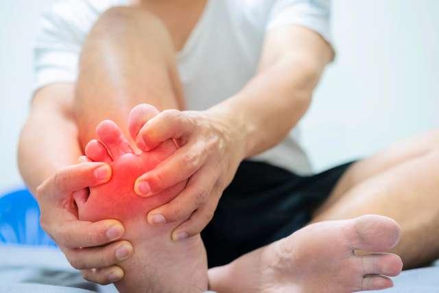 Gout pain in foot